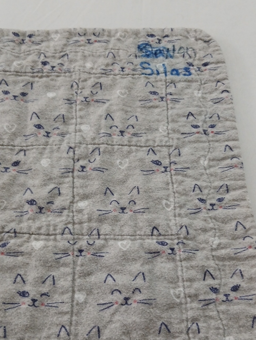 Homemade Quilt - Picture 15 of 16